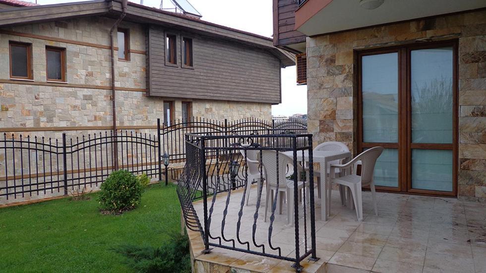 Лилия Apartment Sozopol Bagian luar foto
